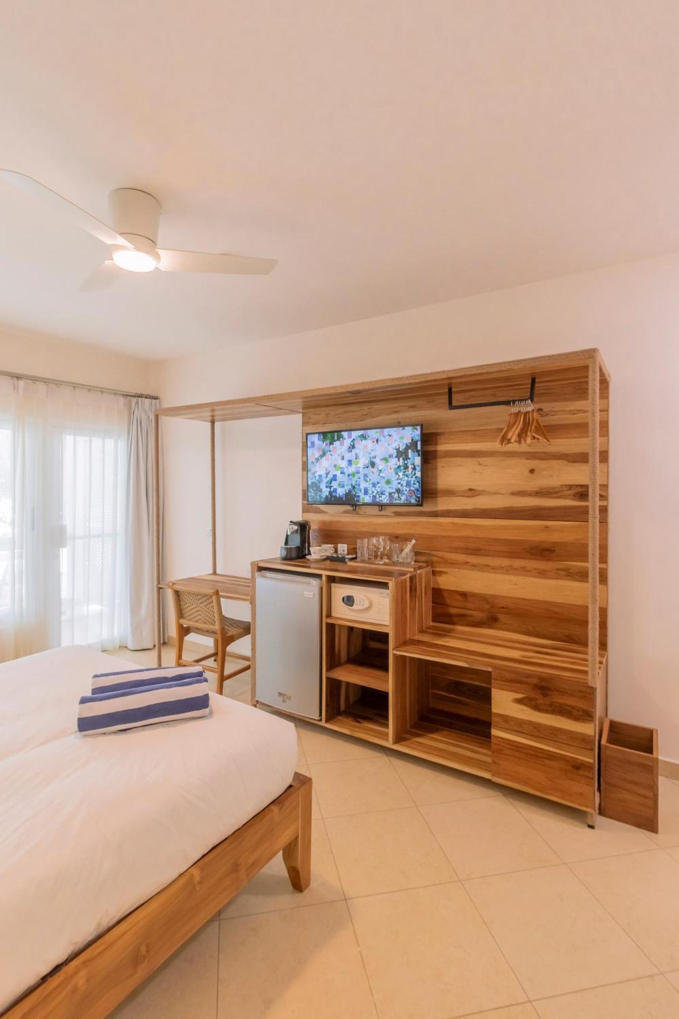 Hotel Santa Teresa By The Beach Playa Santa Teresa  Екстериор снимка